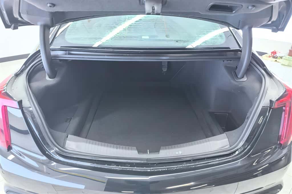 Cadillac CT5, 2021 4