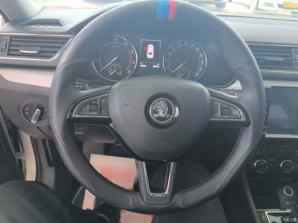 Skoda Superb, 2016 11