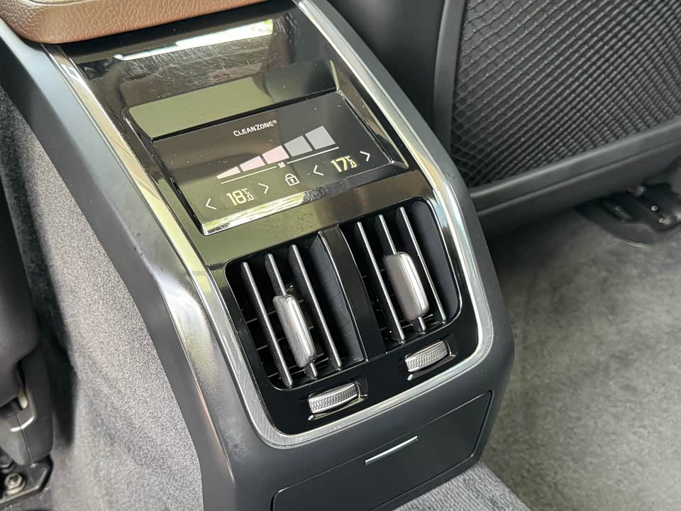 Volvo S90 Volvo S90
