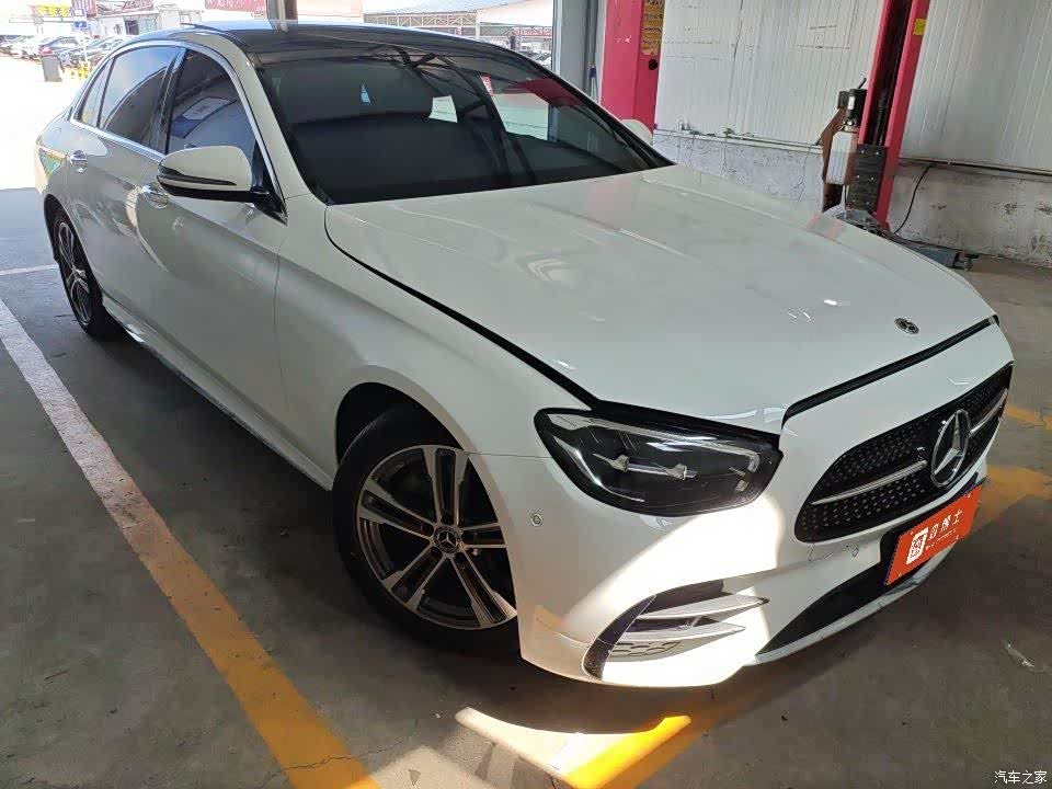 Mercedes-Benz E-Class, 2022 3