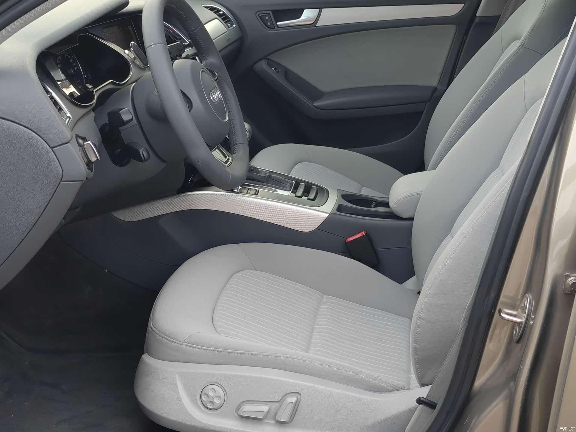Audi A4L, 2012 4