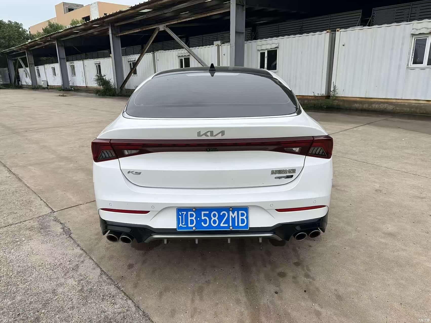 Kia K5, 2022 4
