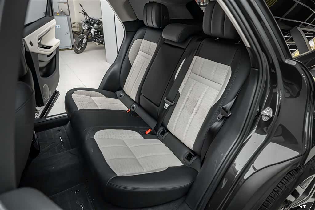 Land Rover Range Rover, 2022 25