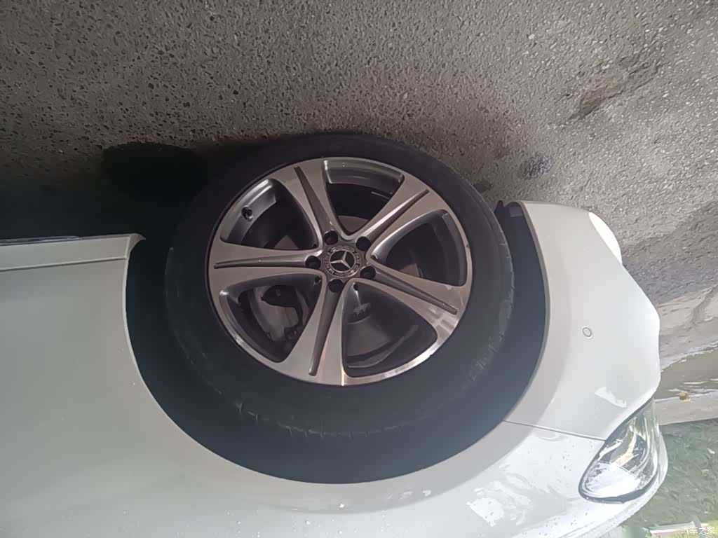 Mercedes-Benz E-Class, 2019 25