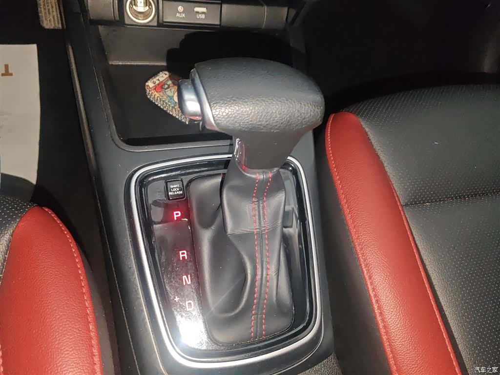 Kia KX, 2018 10