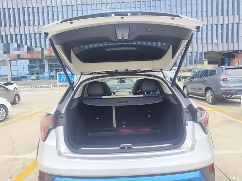 Lynk & Co 01, 2020 19