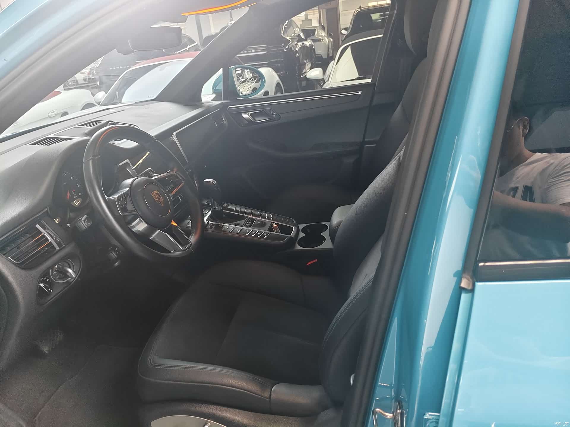 Porsche Macan, 2021 10