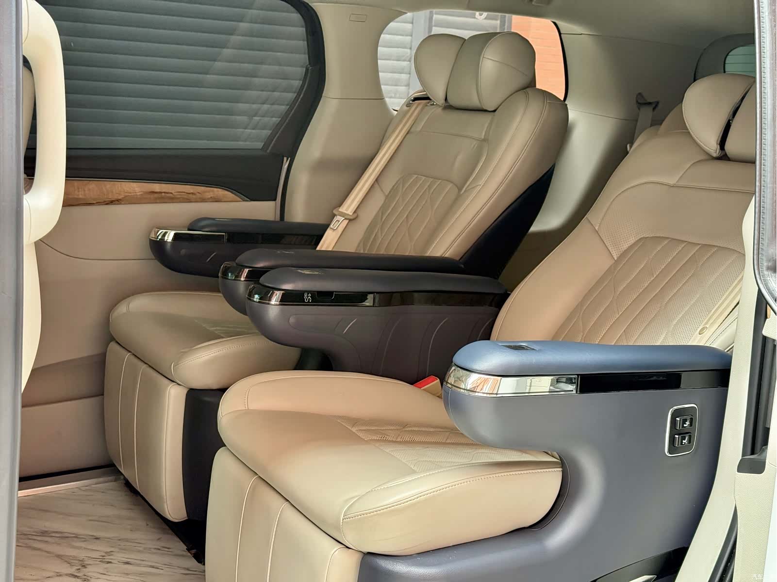 Buick GL8, 2020 8