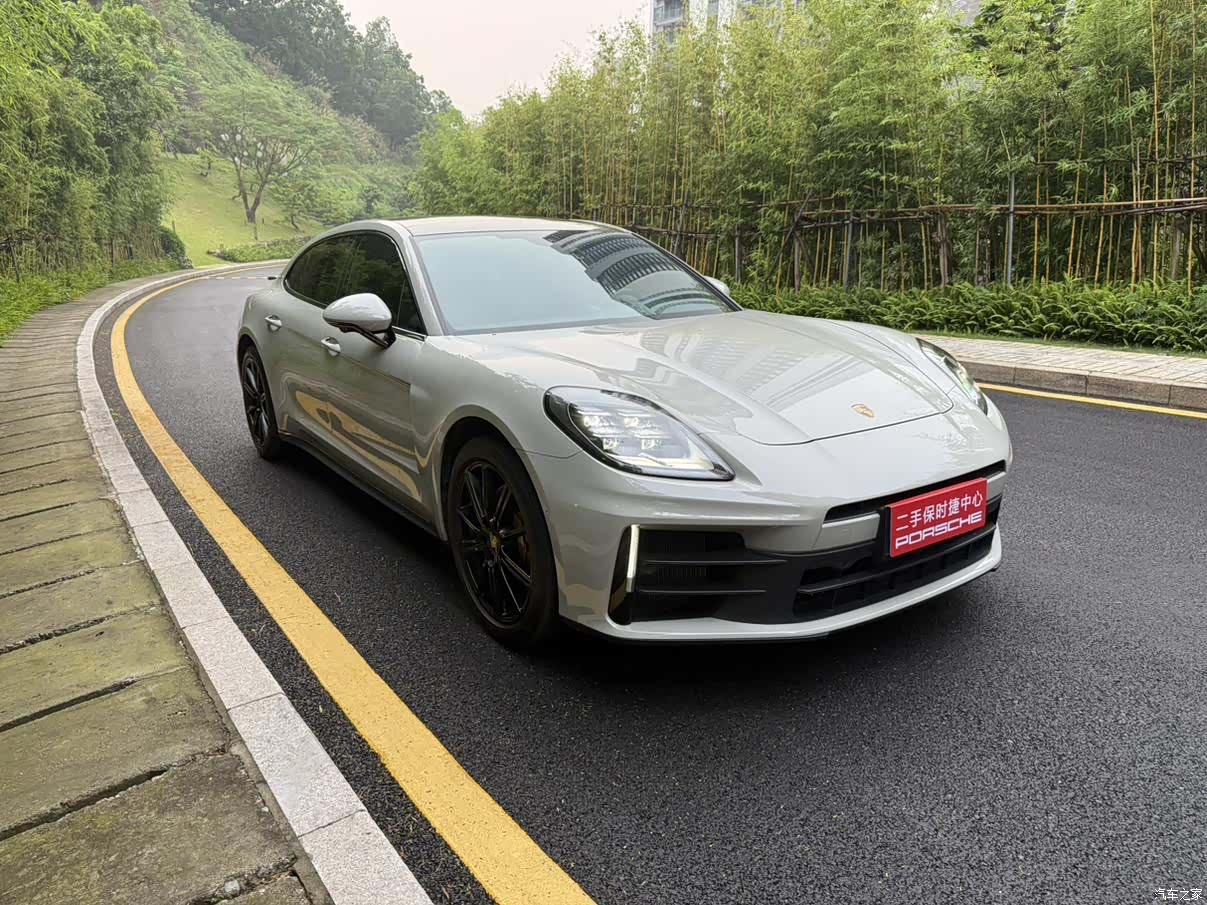 Porsche Panamera, 2024 3