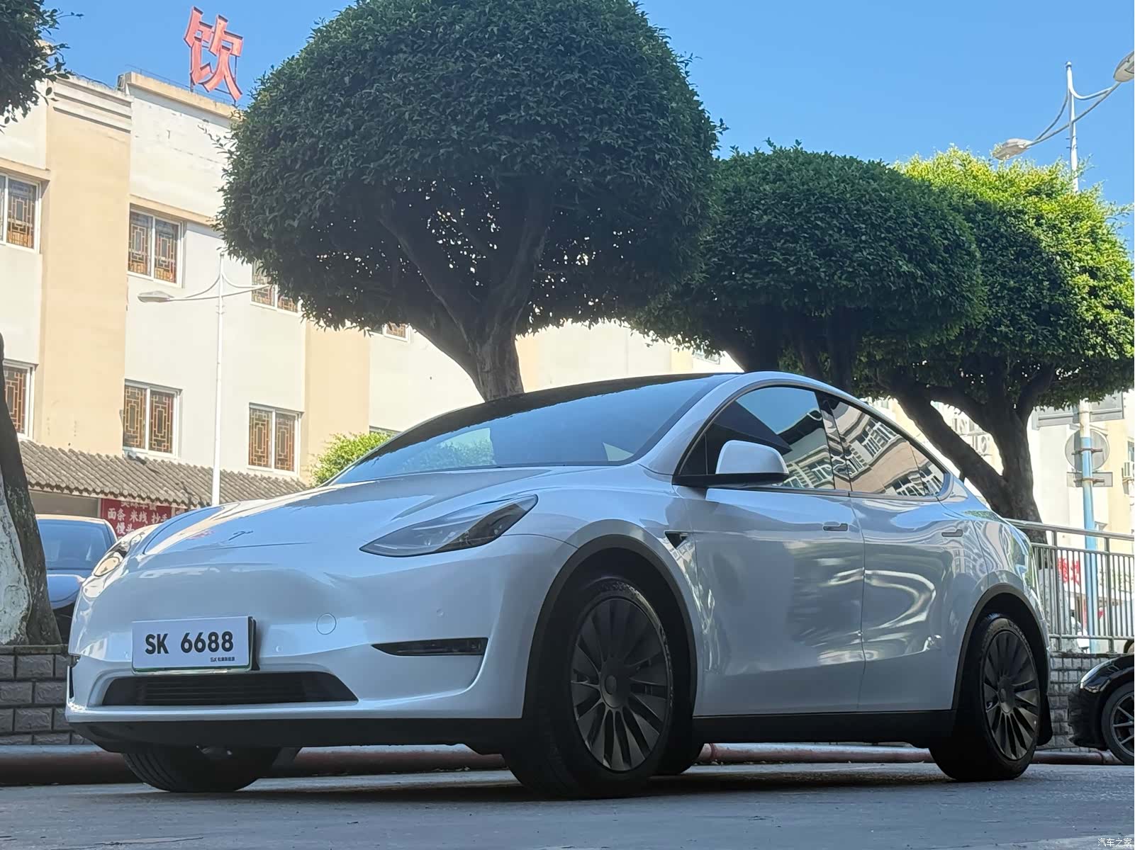 Tesla Model Y, 2021 1