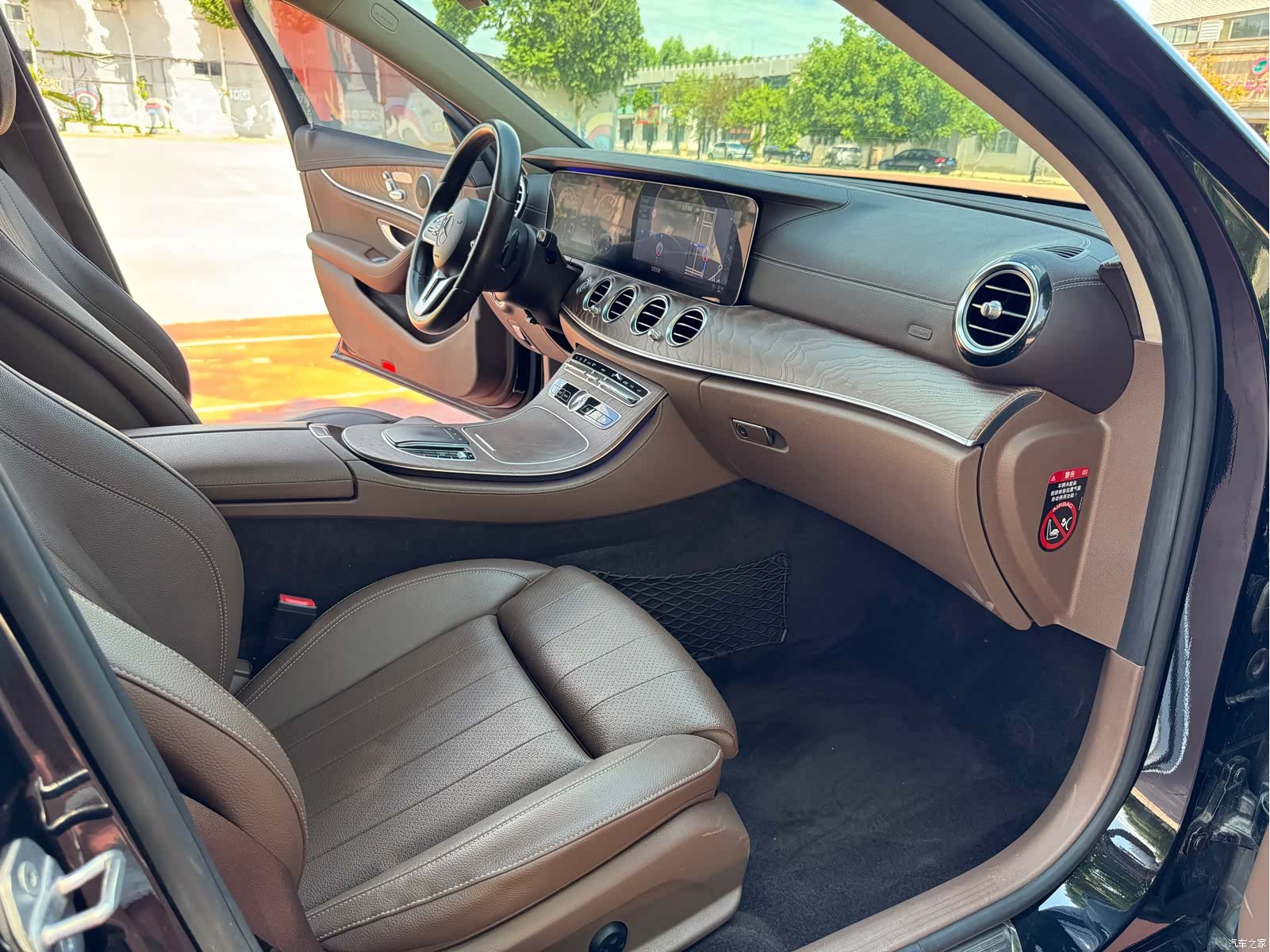 Mercedes-Benz E-Class, 2020 12