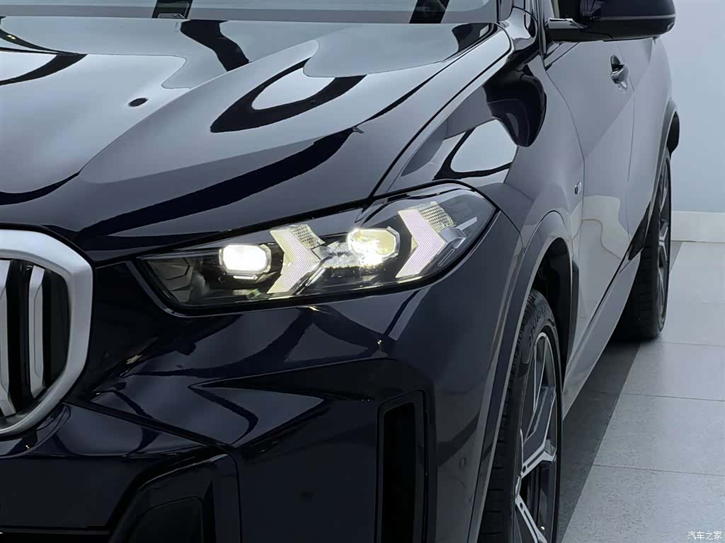BMW X5, 2024 все фото