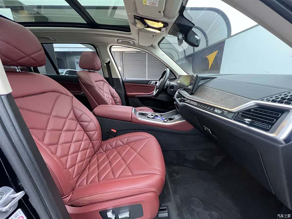 BMW X5, 2024 22