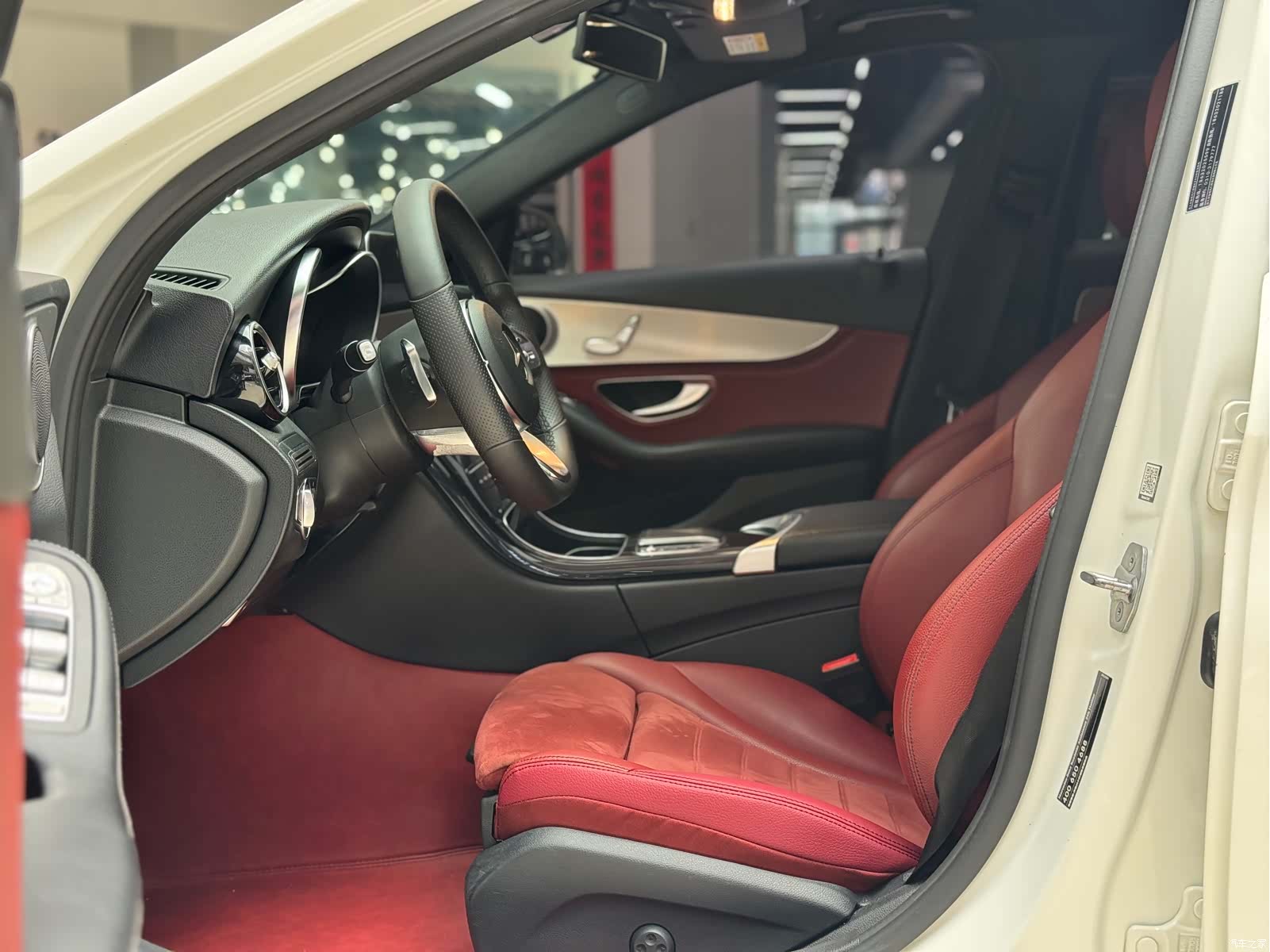 Mercedes-Benz C-Class, 2019 4