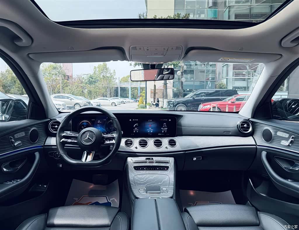 Mercedes-Benz E-Class, 2022 16