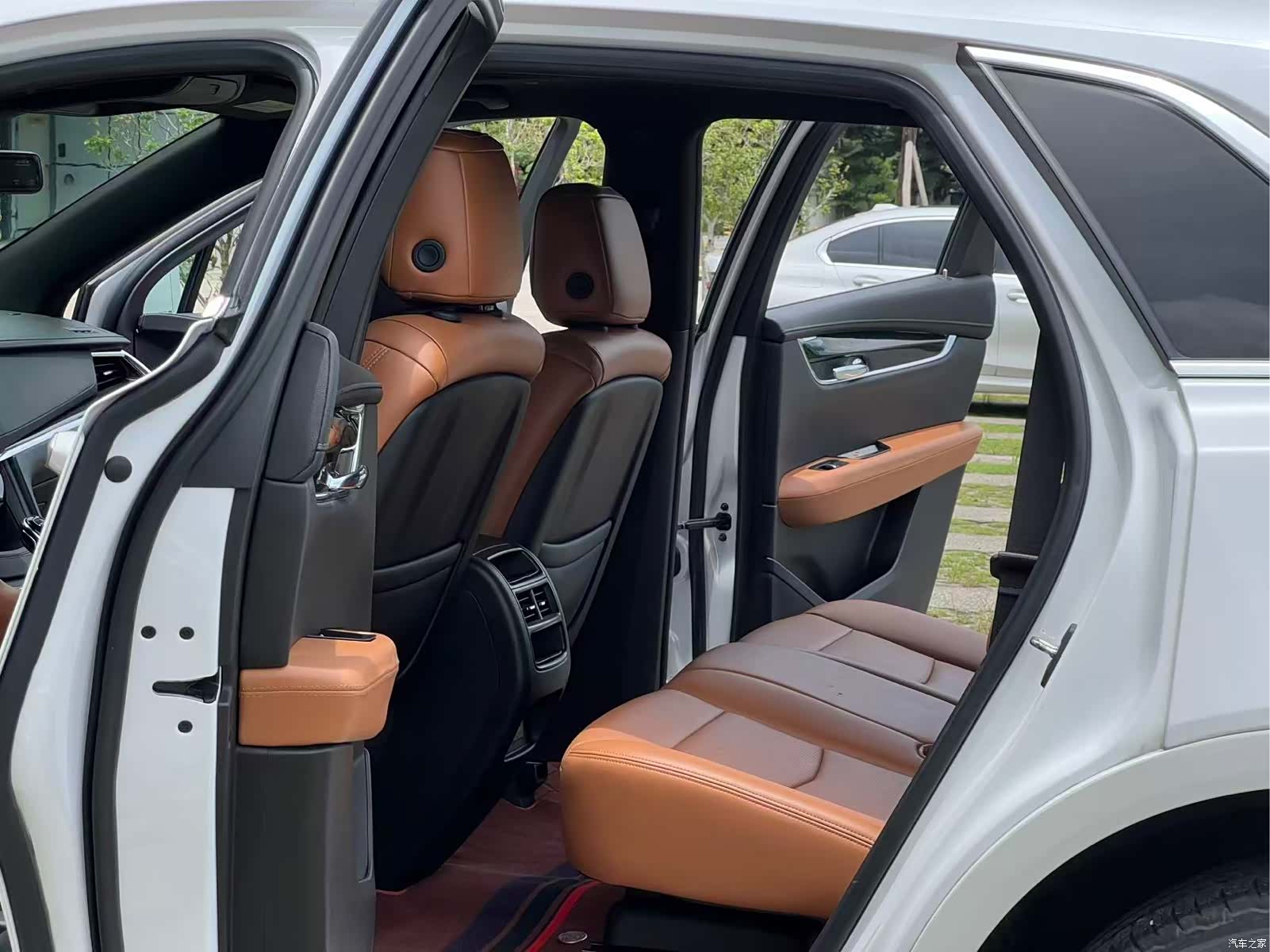 Cadillac XT5, 2019 10