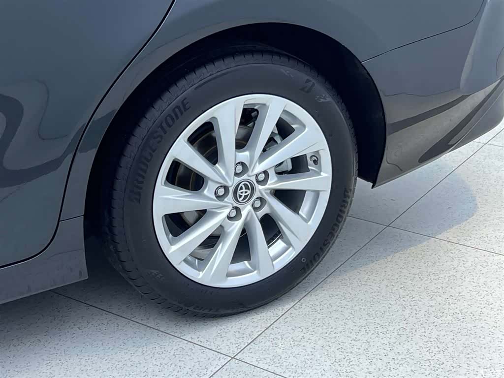 Toyota Camry, 2023 31