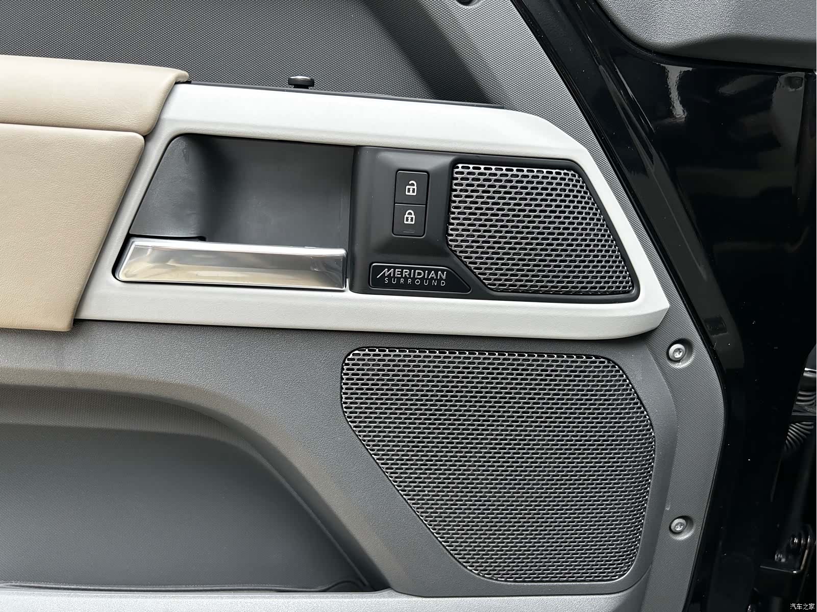 Land Rover Defender, 2021 все фото