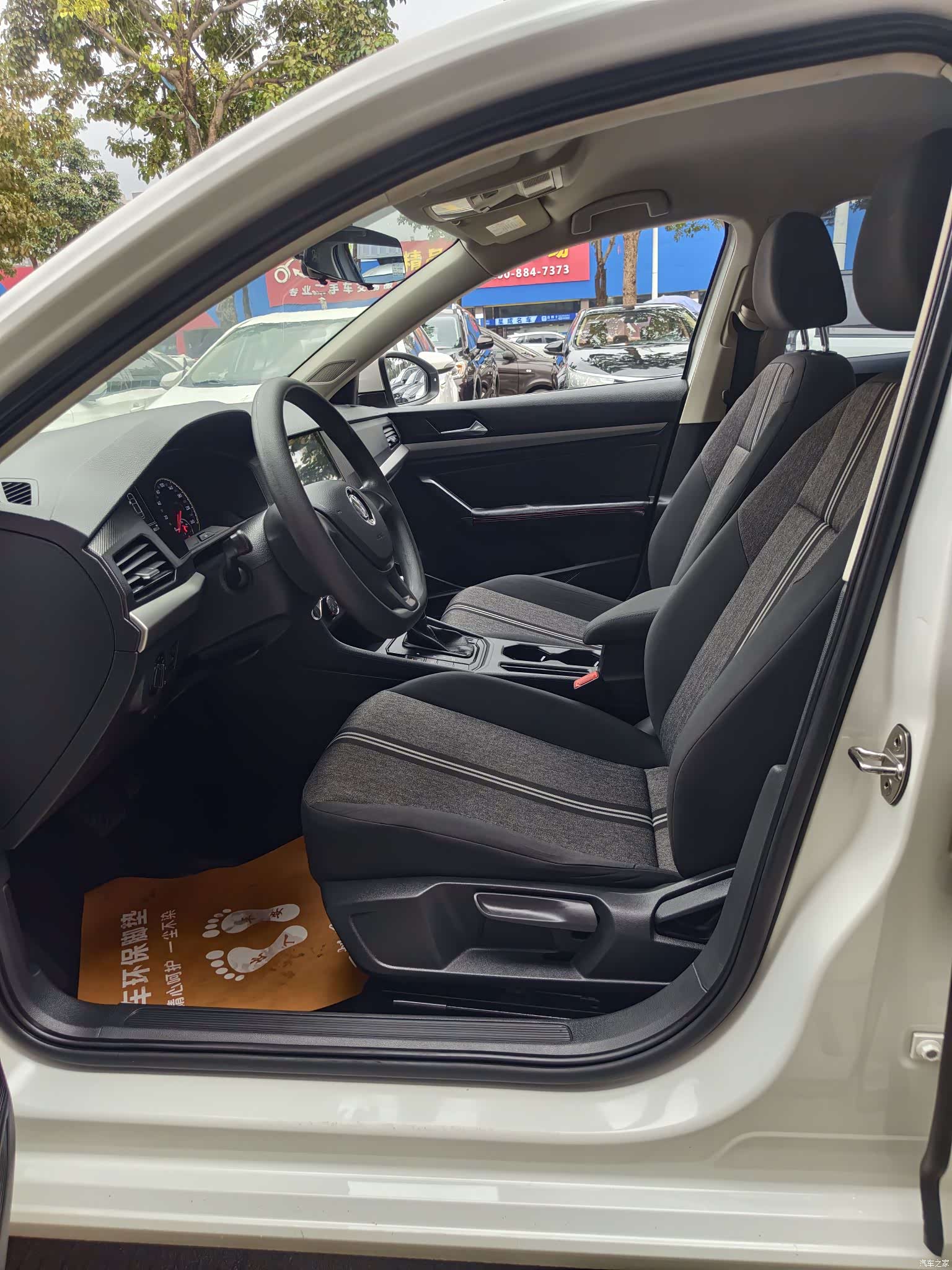 Volkswagen Lavida, 2019 все фото