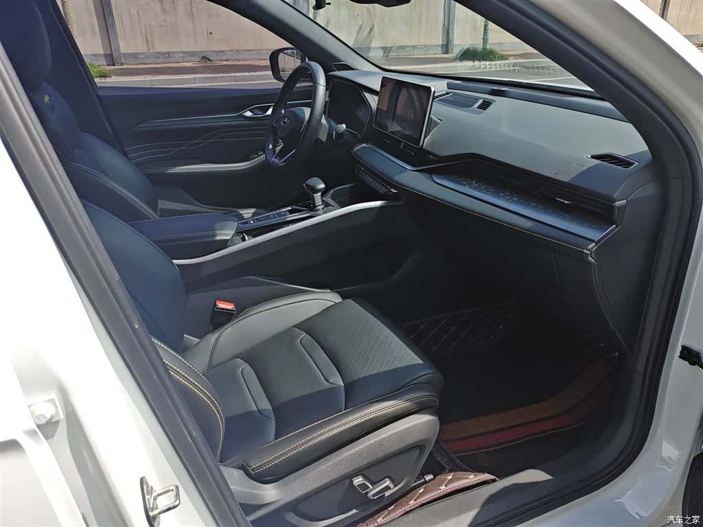 Geely Preface, 2023 18