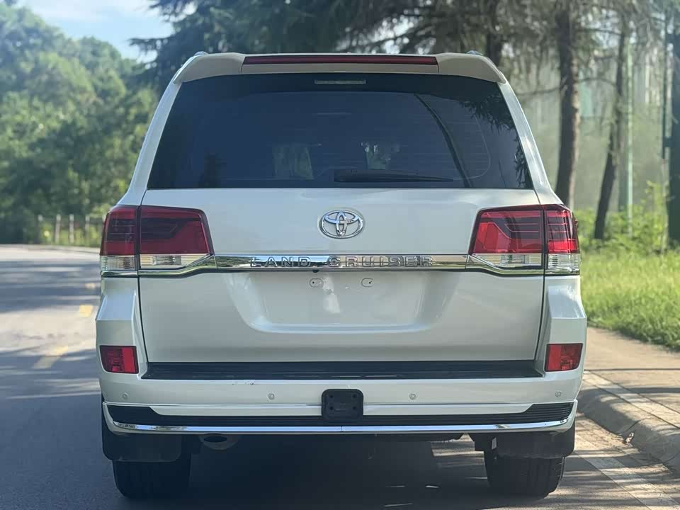 Toyota Land Cruiser Toyota Land Cruiser