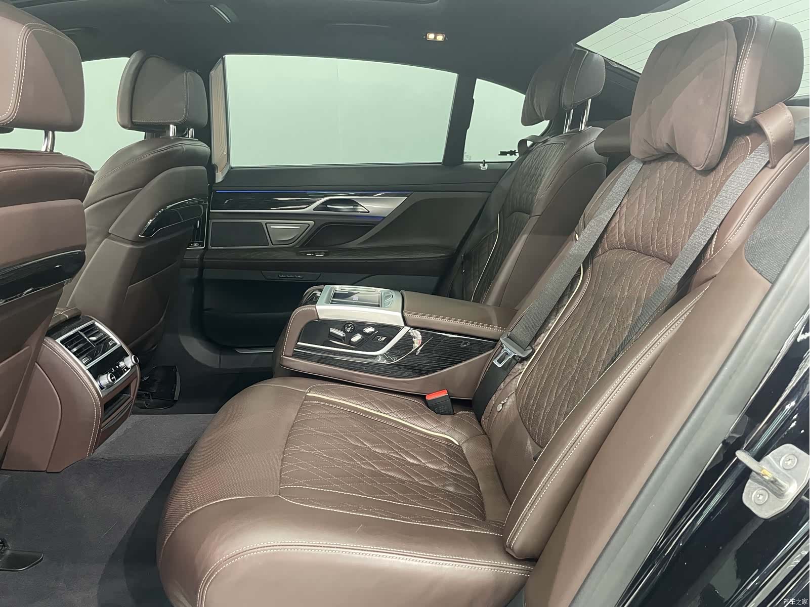 BMW 7 Series, 2020 16