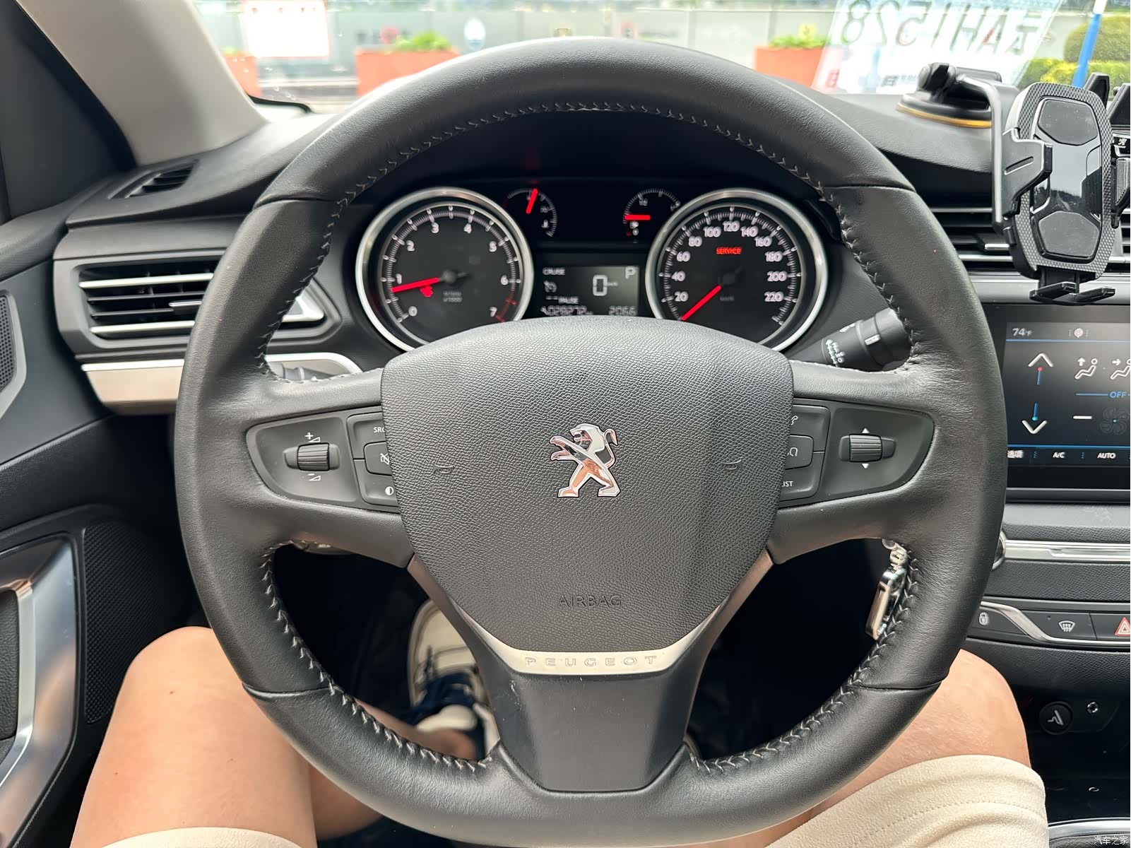 Peugeot 408, 2018 12