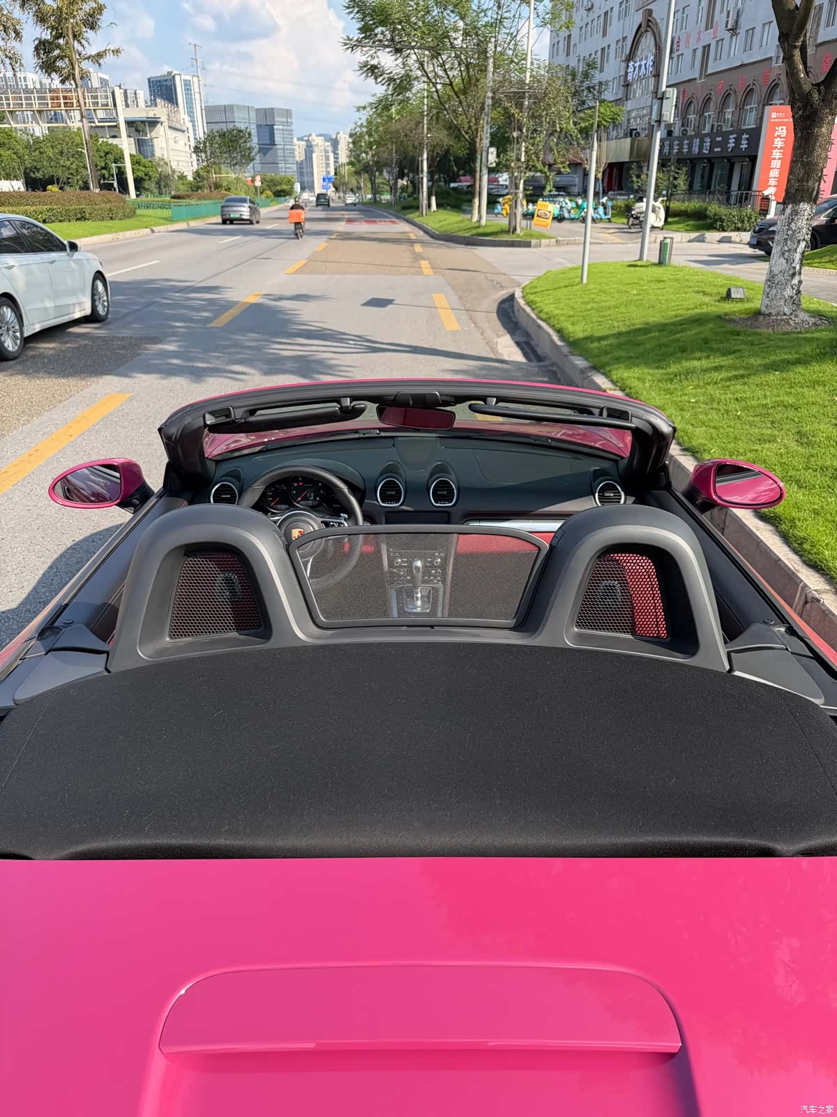 Porsche Boxster, 2023 12