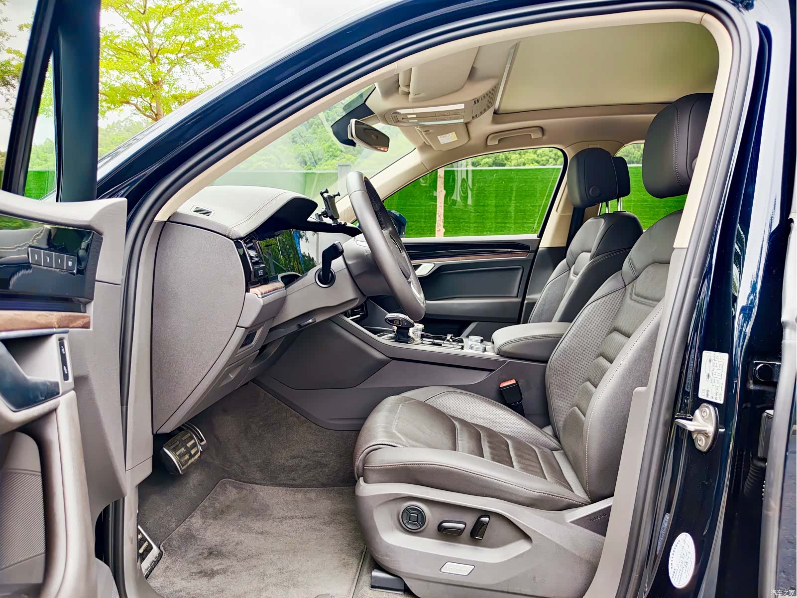 Volkswagen Touareg, 2019 4