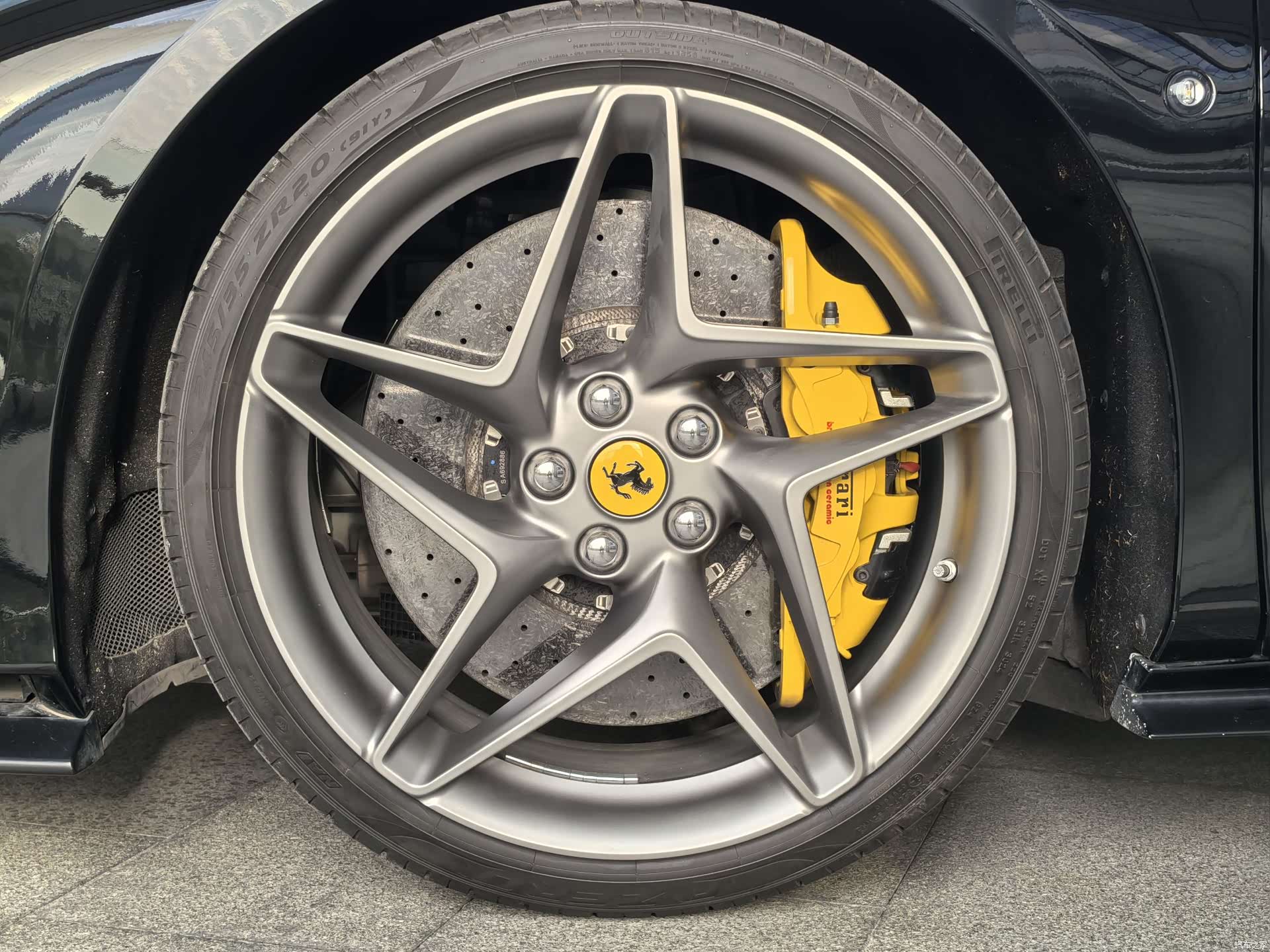 Ferrari F8, 2022 15