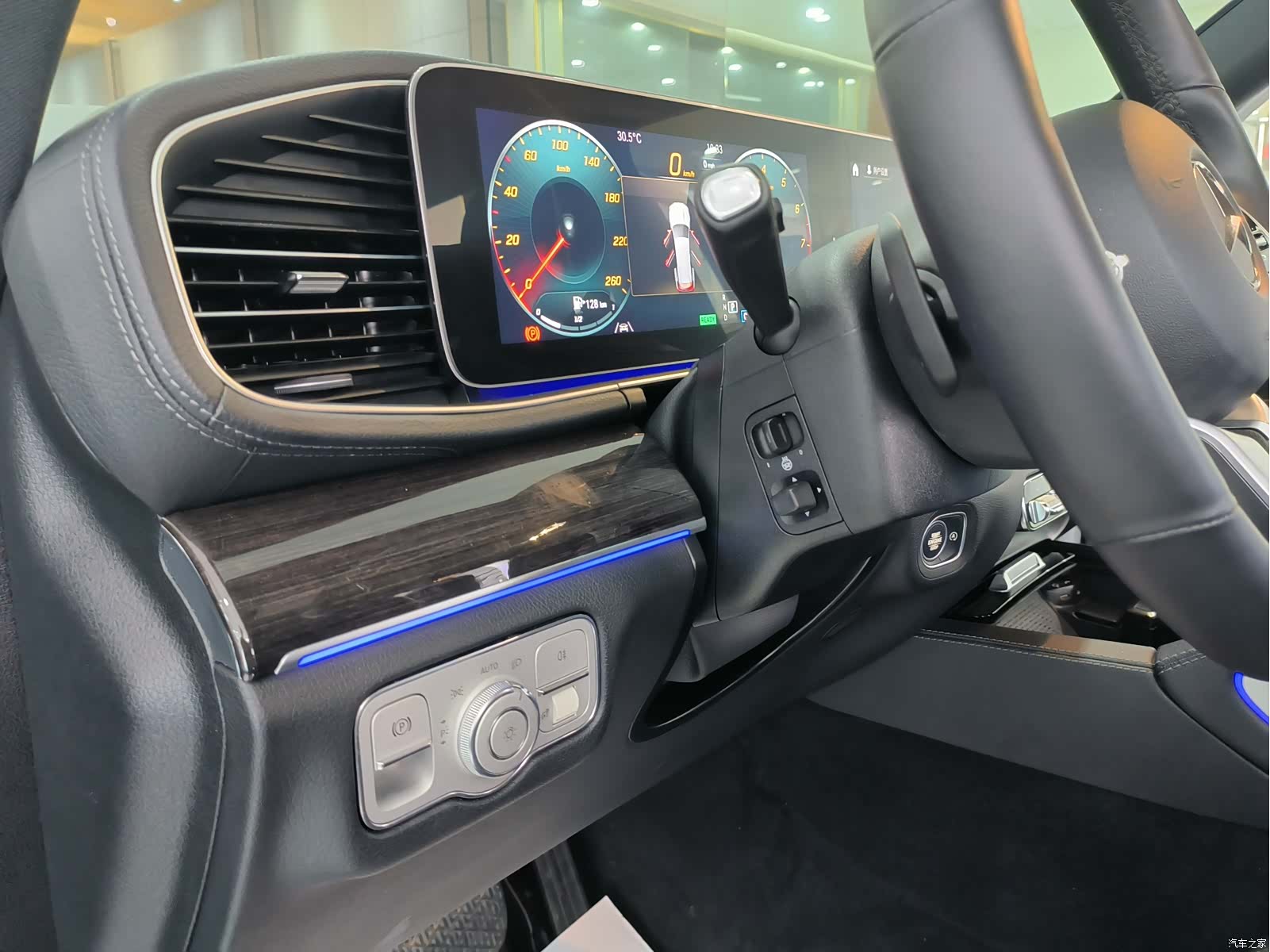 Mercedes-Benz GLS, 2020 9