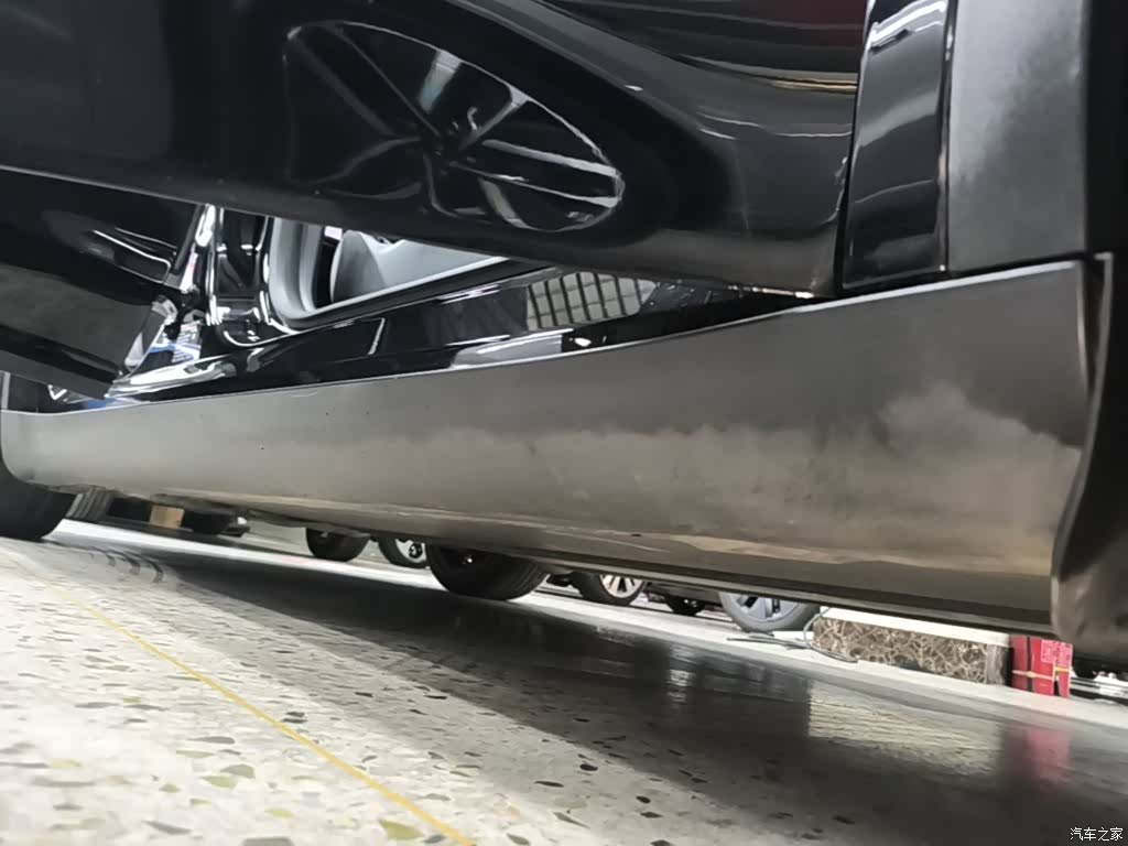 Tesla Model Y, 2024 21