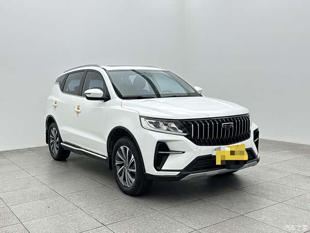 Geely X6, 2022 3
