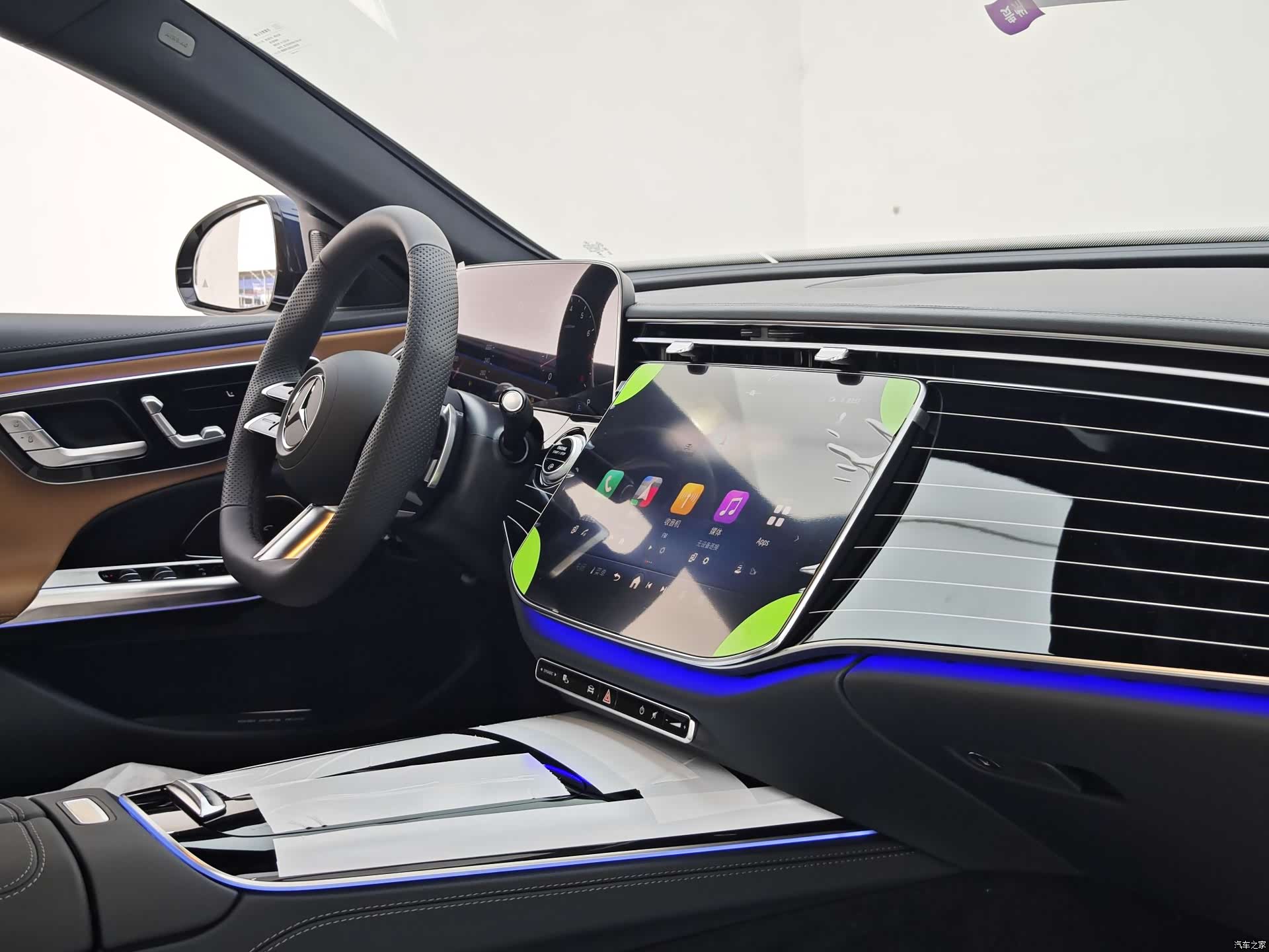 Mercedes-Benz E-Class, 2026 11