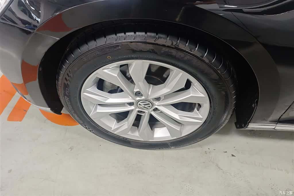 Volkswagen Magotan, 2020 6