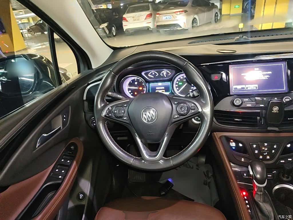 Buick Envision Plus, 2018 11