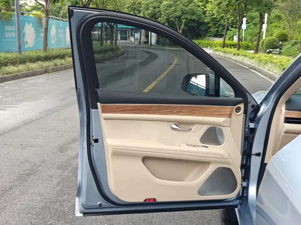 HarmonyOS Ask the world M5