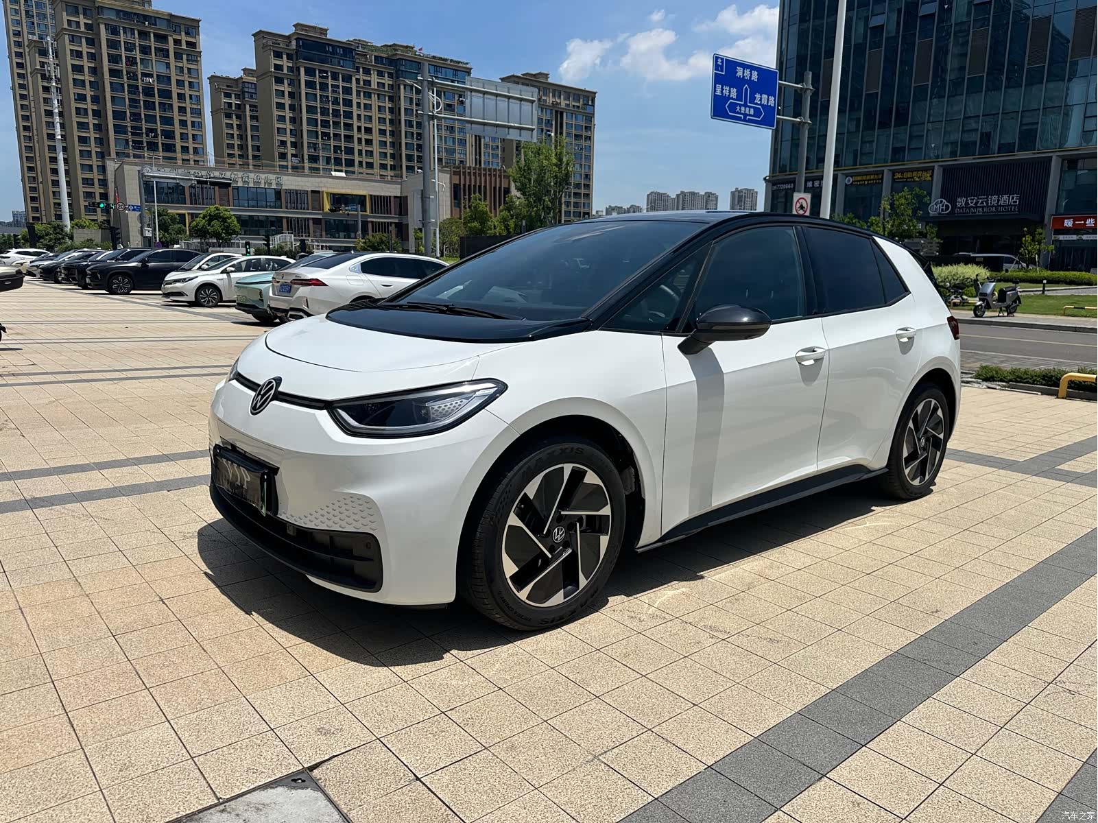 Volkswagen ID.3, 2025 3