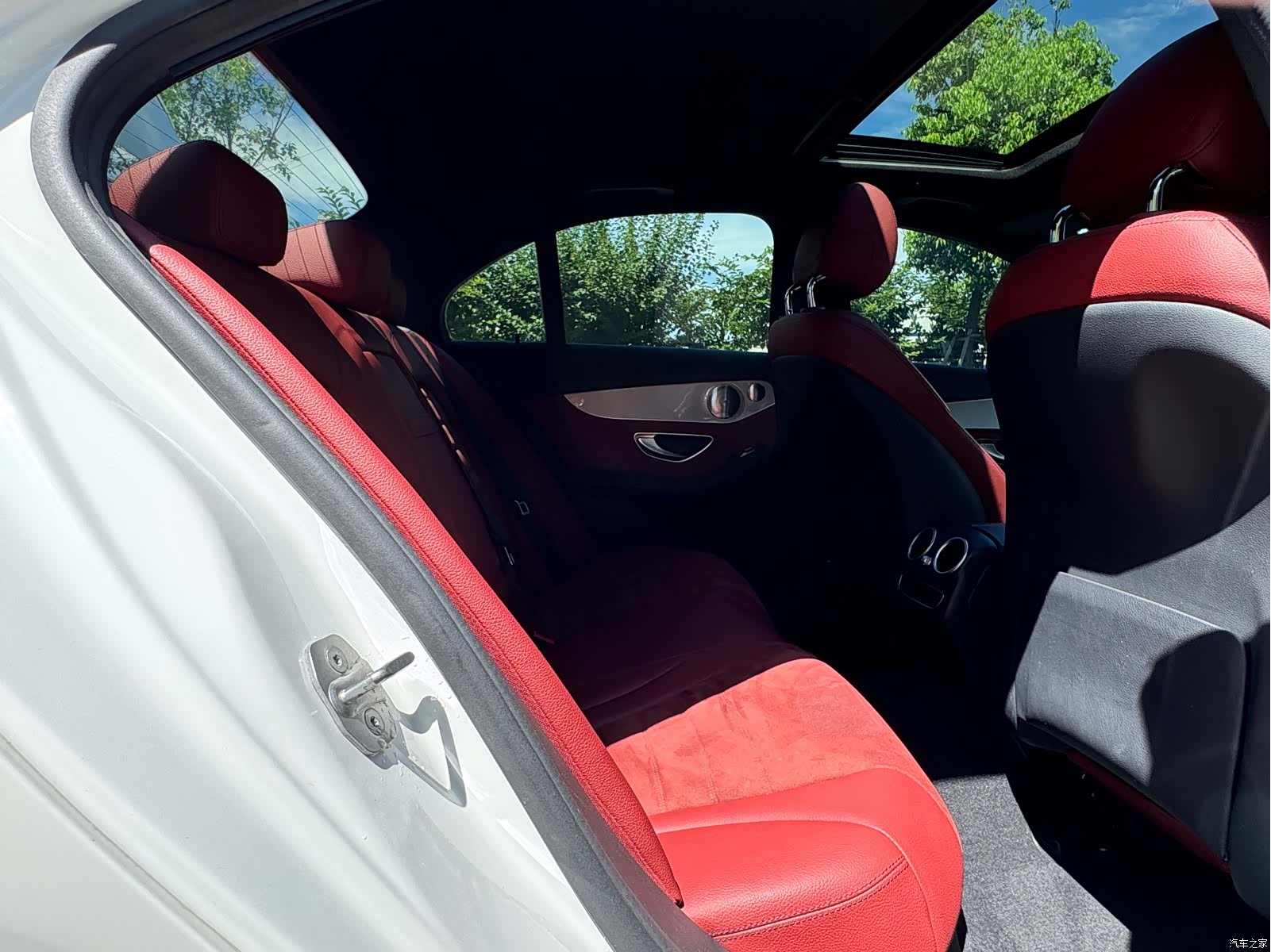 Mercedes-Benz C-Class, 2021 16