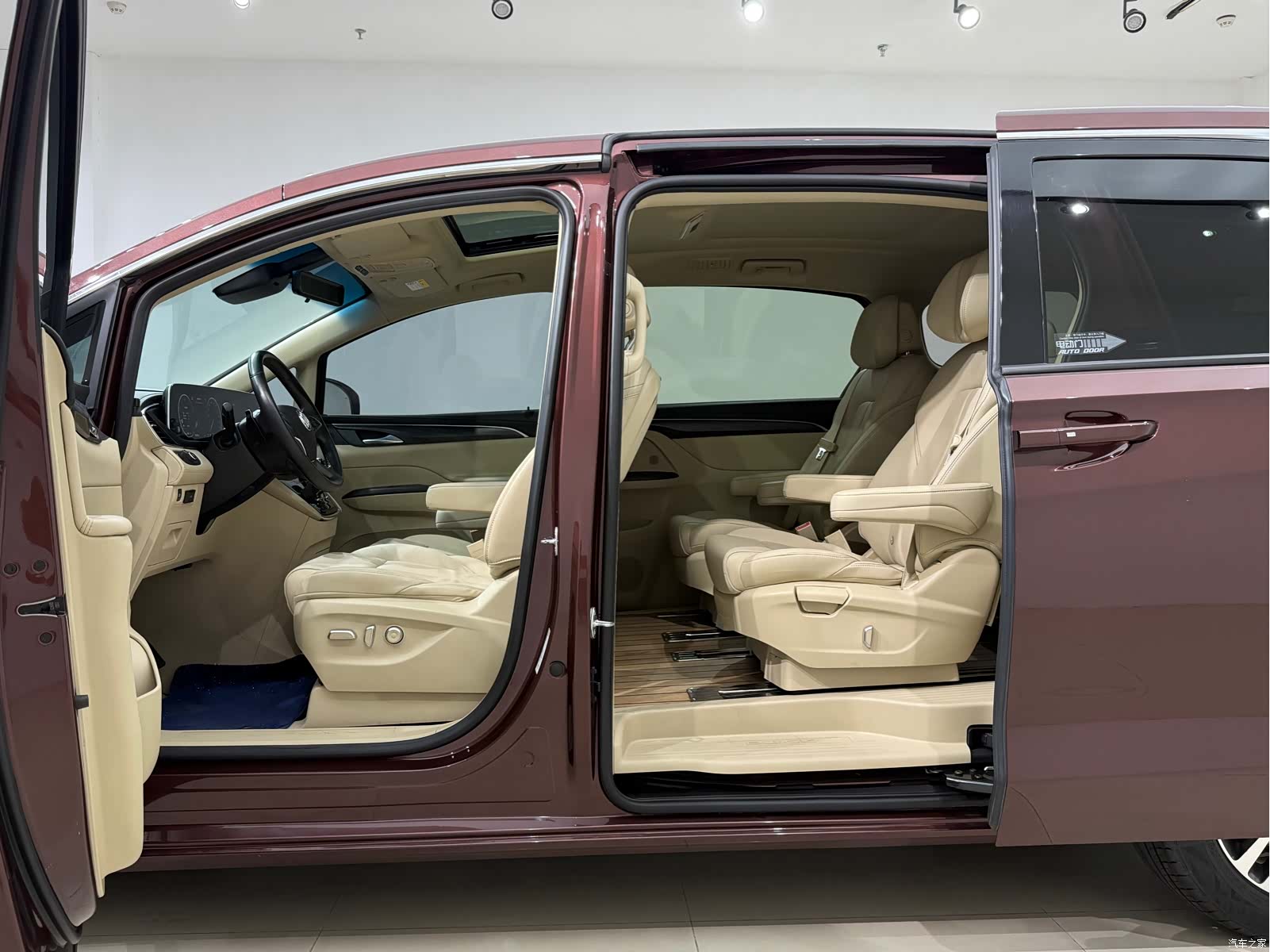 Buick GL8, 2022 8