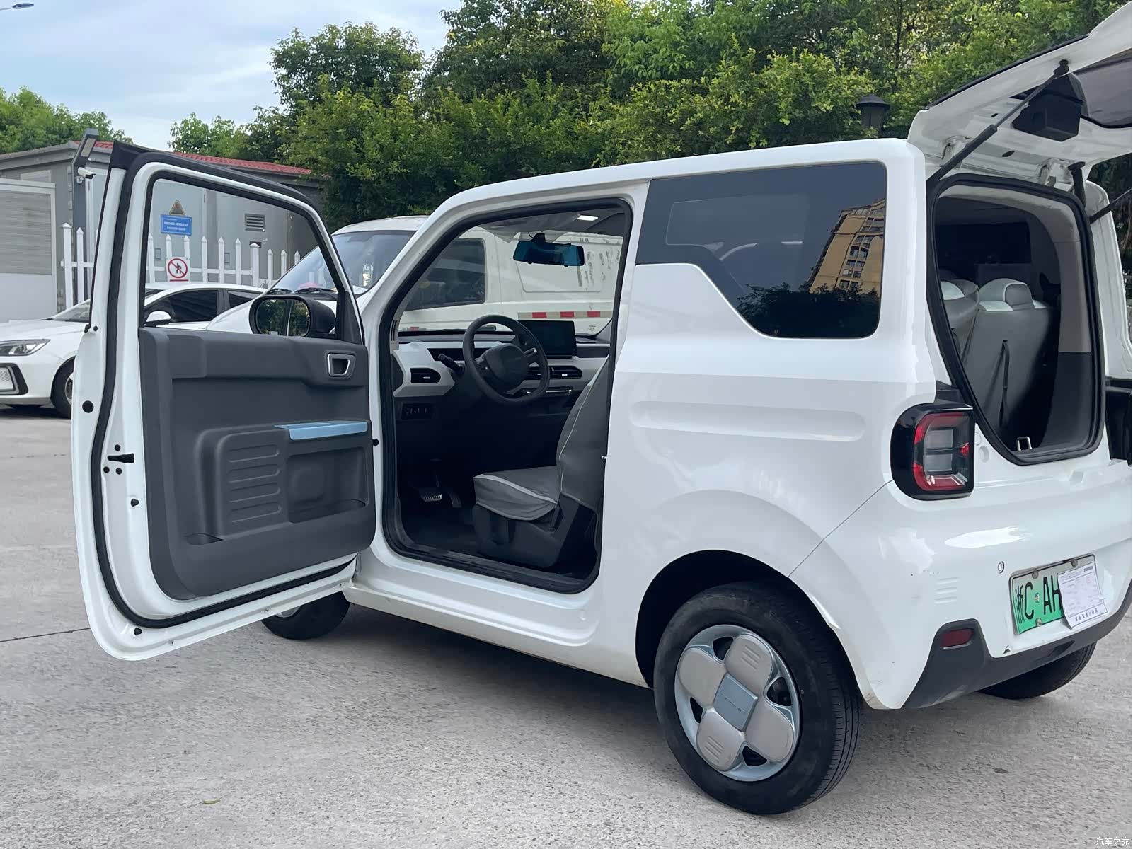 Geely Panda, 2023 14