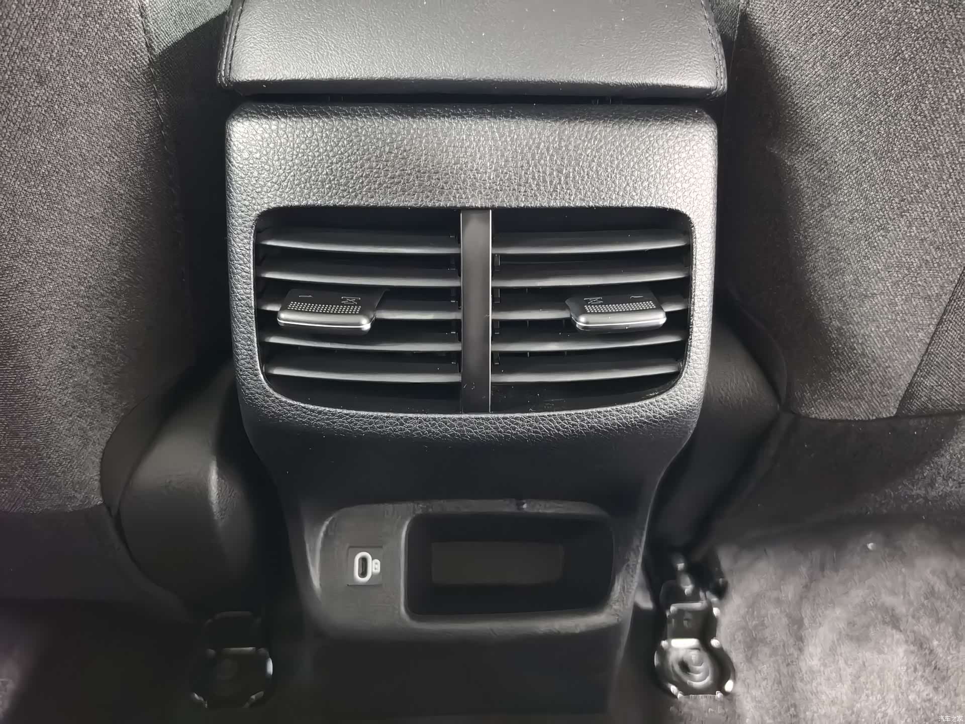 Kia Seltos, 2023 10