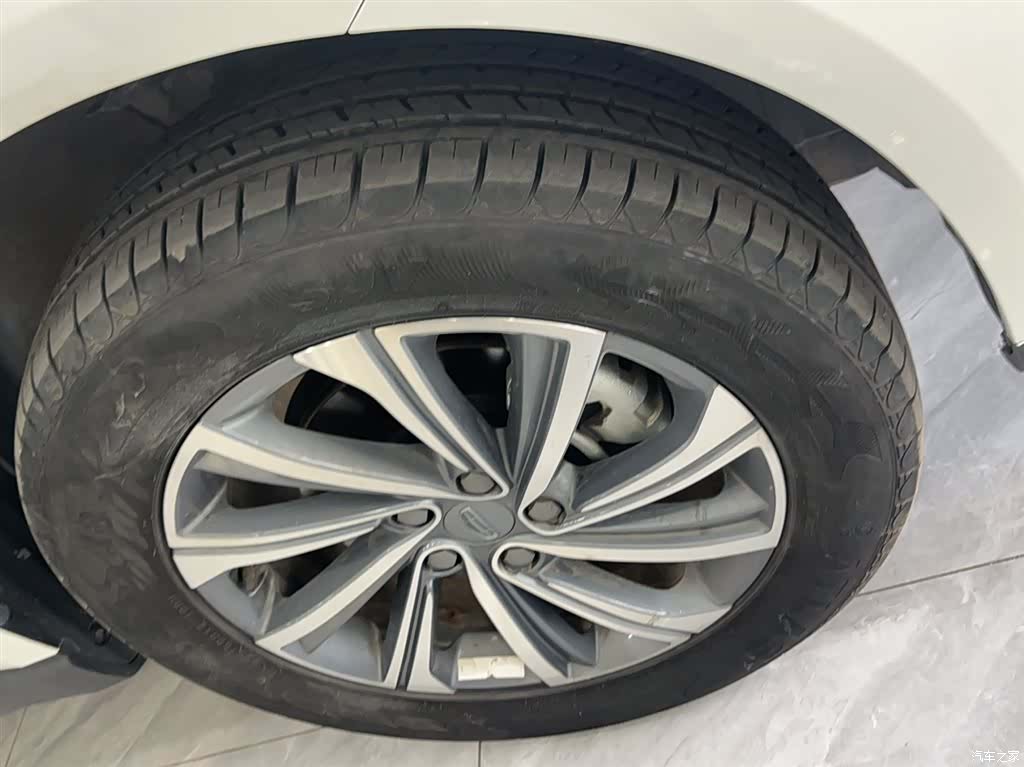 Geely X6, 2024 14