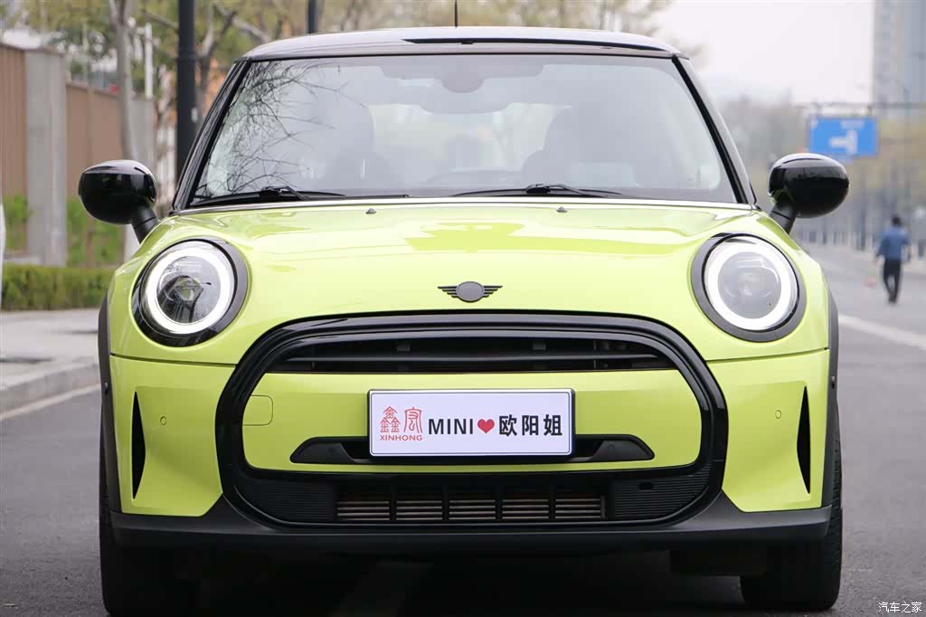 Mini Cooper, 2023 2