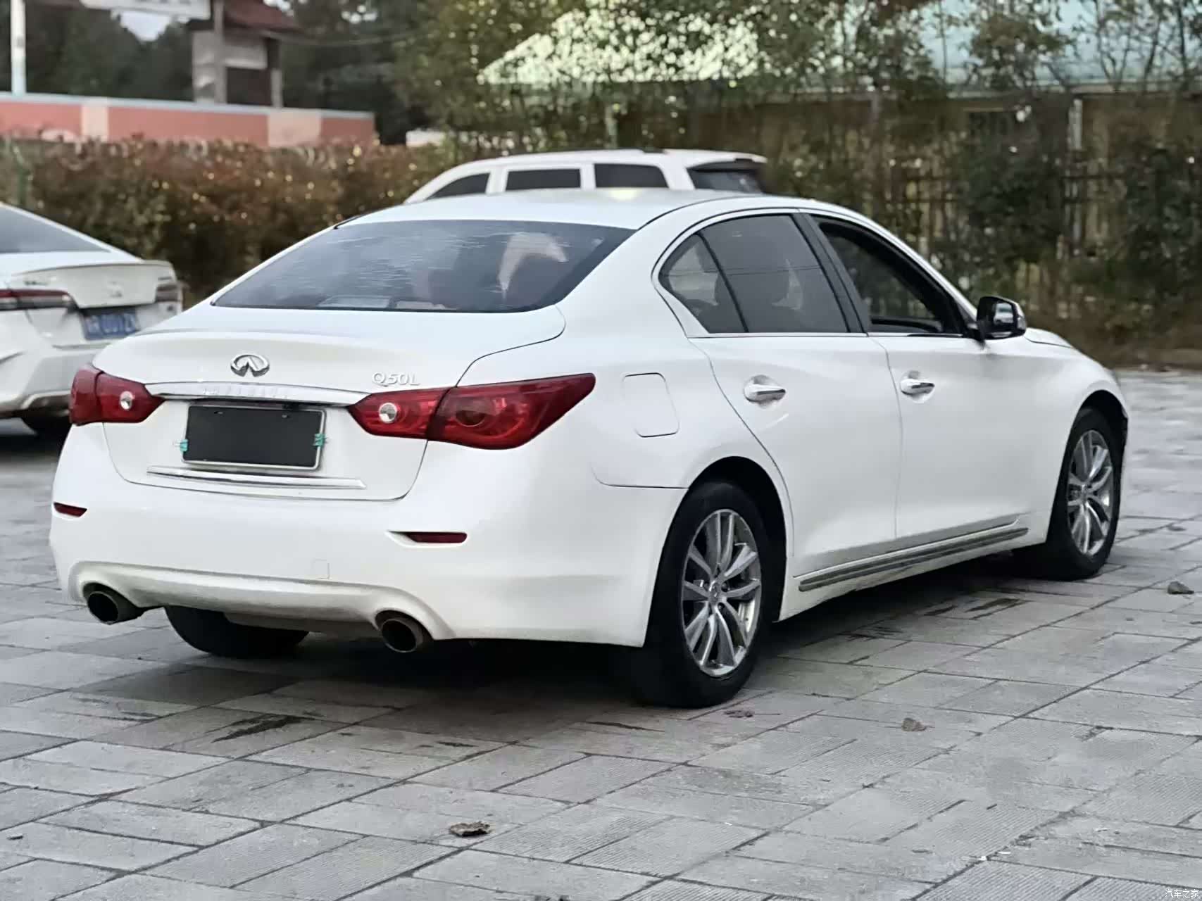 Infiniti Q50L, 2016 10
