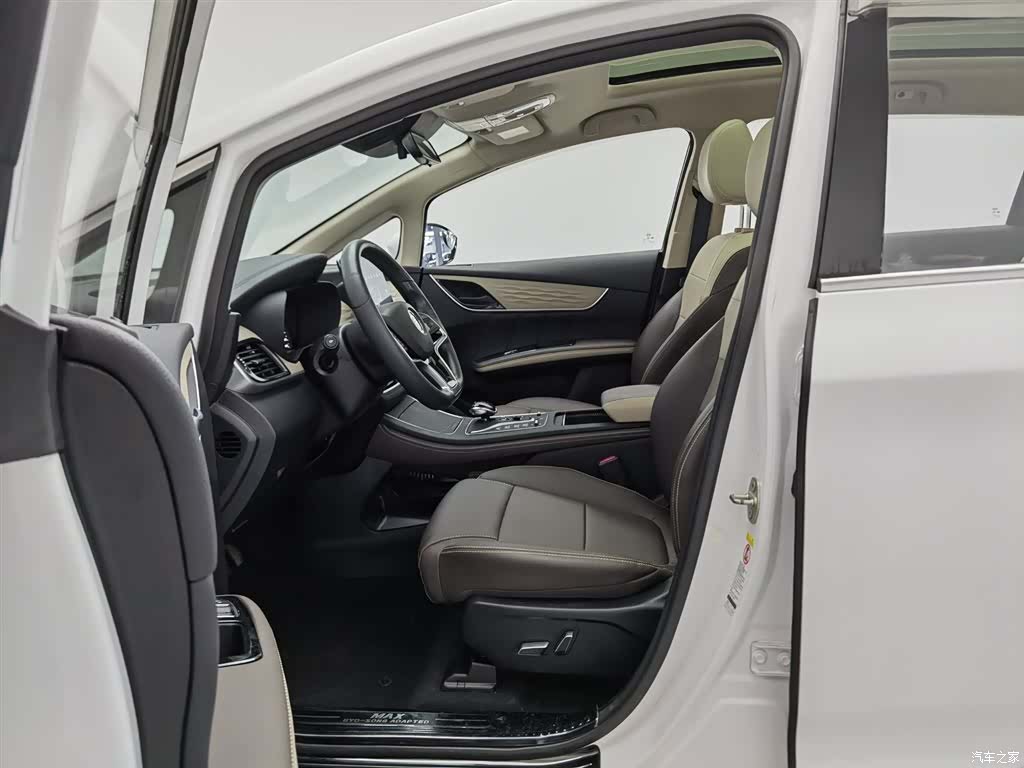 BYD Song, 2022 10