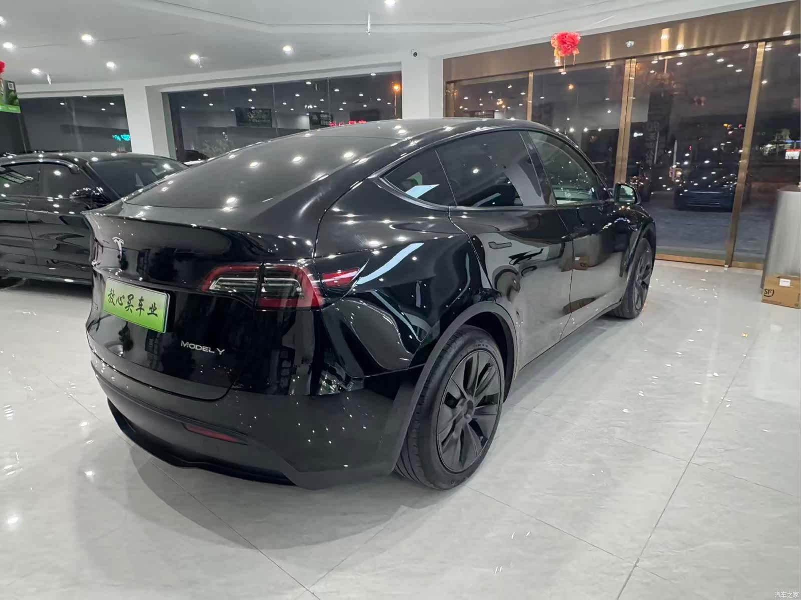 Tesla Model Y, 2023 9