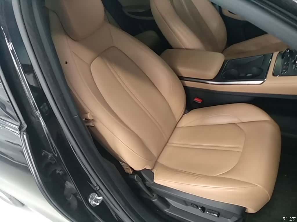 NIO ES6, 2022 25