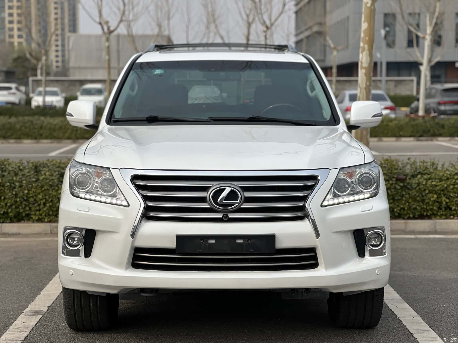 Lexus LX, 2014 2