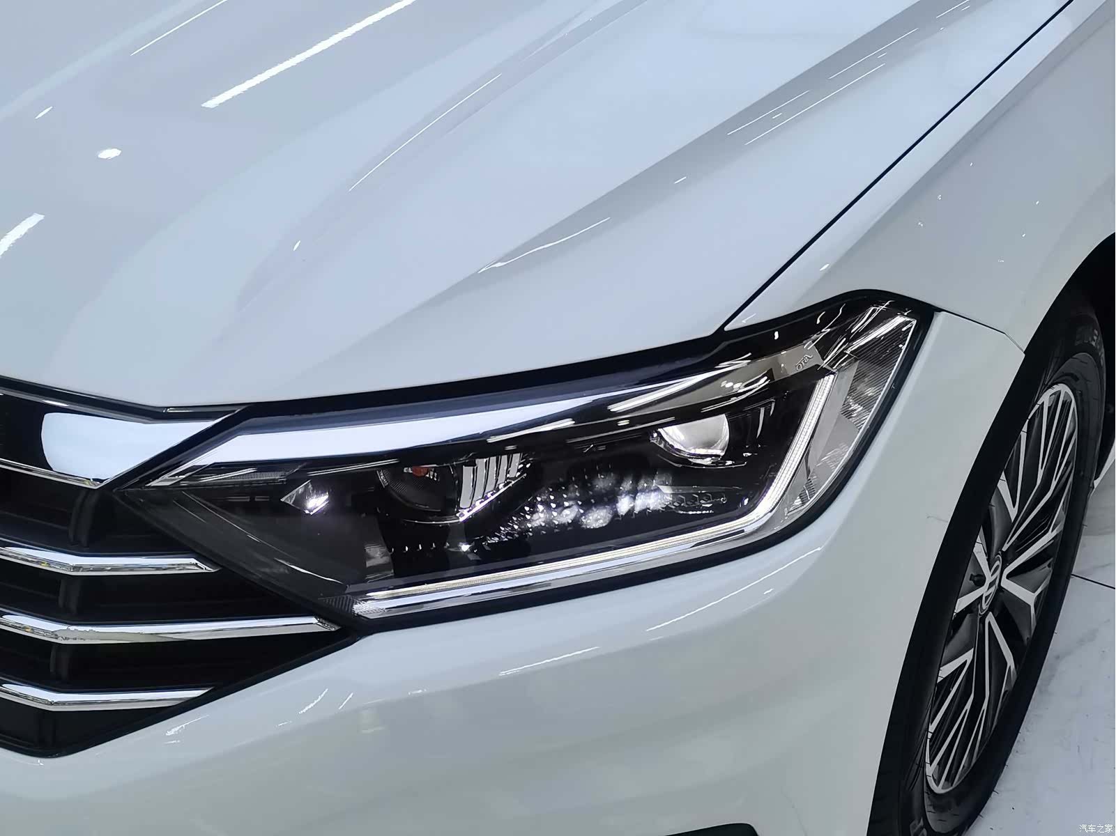 Volkswagen Sagitar, 2020 19